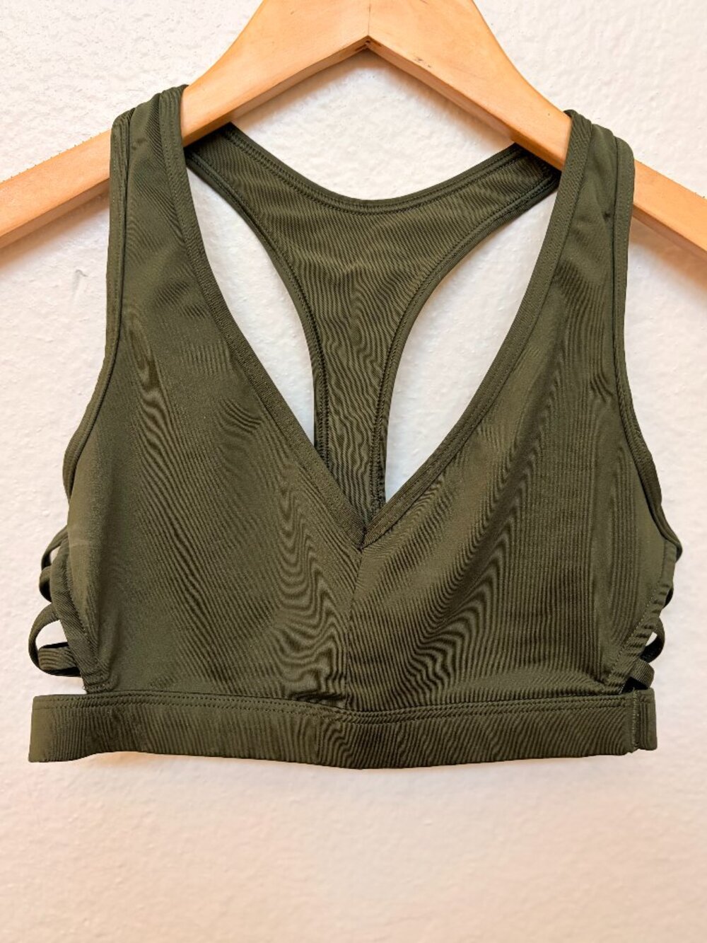 Green Cross-Back Sports Bra XS